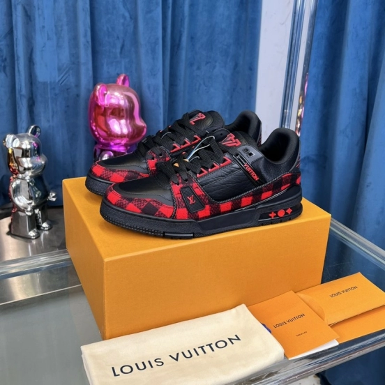 2025 Unisex Louis Vuitton Black Red Leather Sneakers