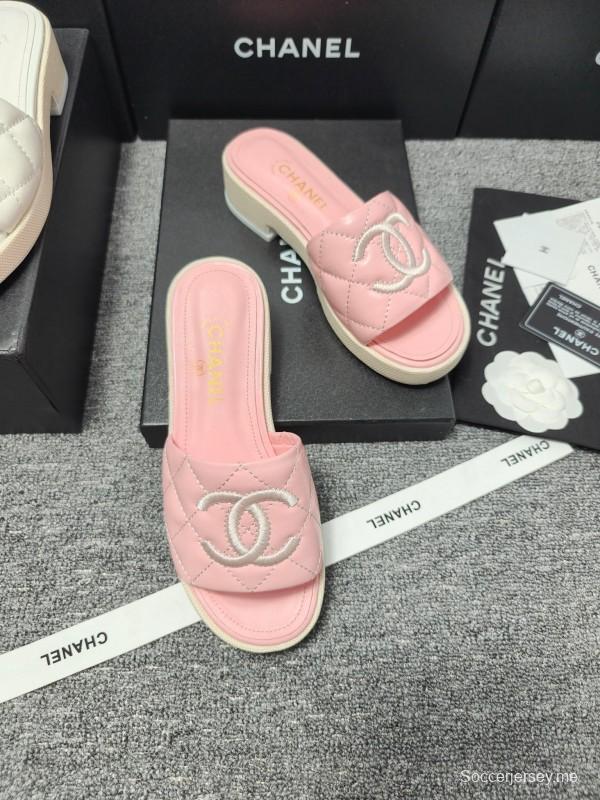 2025 Women Chanel Pink Leather Slippers