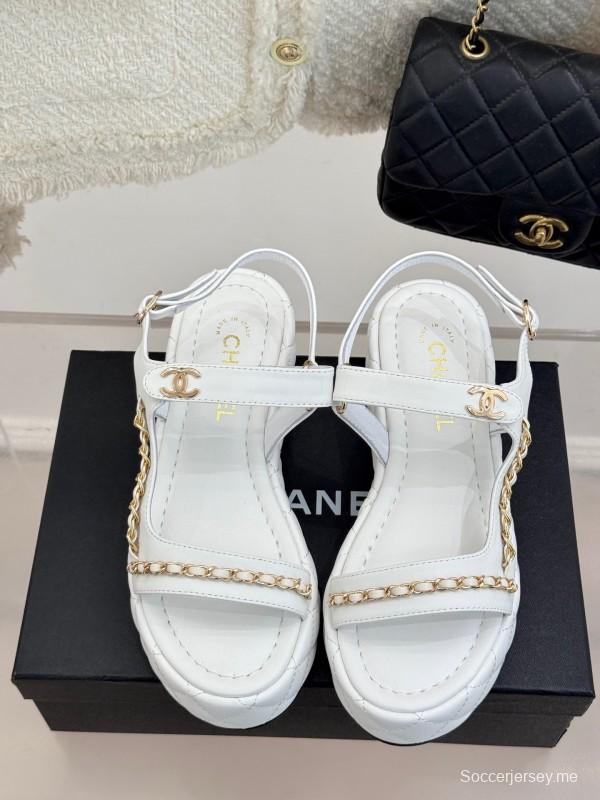 2025 Women Chanel White Leather Sandals Chain Decoration KFY00270