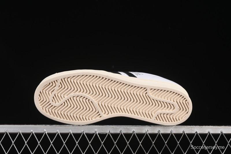 حذاء تزلج كاجوال سوبرستار من أديداس JI3138 Shell Toe حذاء تزلج كاجوال