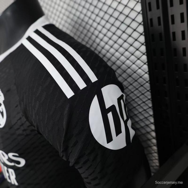 نسخة اللاعب 25/26 قميص حارس مرمى ريال مدريد الأسود 25/26