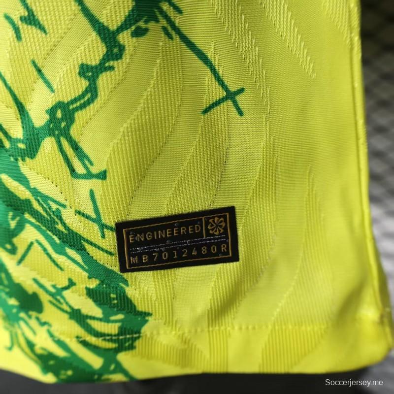 إصدار اللاعب 2025 قميص البرازيل أصفر بنقشة حيوان أخضر اللون الأصفر مع قميص أخضر بنقشة حيوان