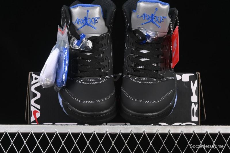 حذاء كرة السلة نايك اويك نيويورك × اير جوردان 5 بلاك ميتاليك - DV4982-004