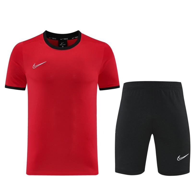 2025 قميص قصير الأكمام أحمر من NIKE 2025 + شورت قصير الأكمام