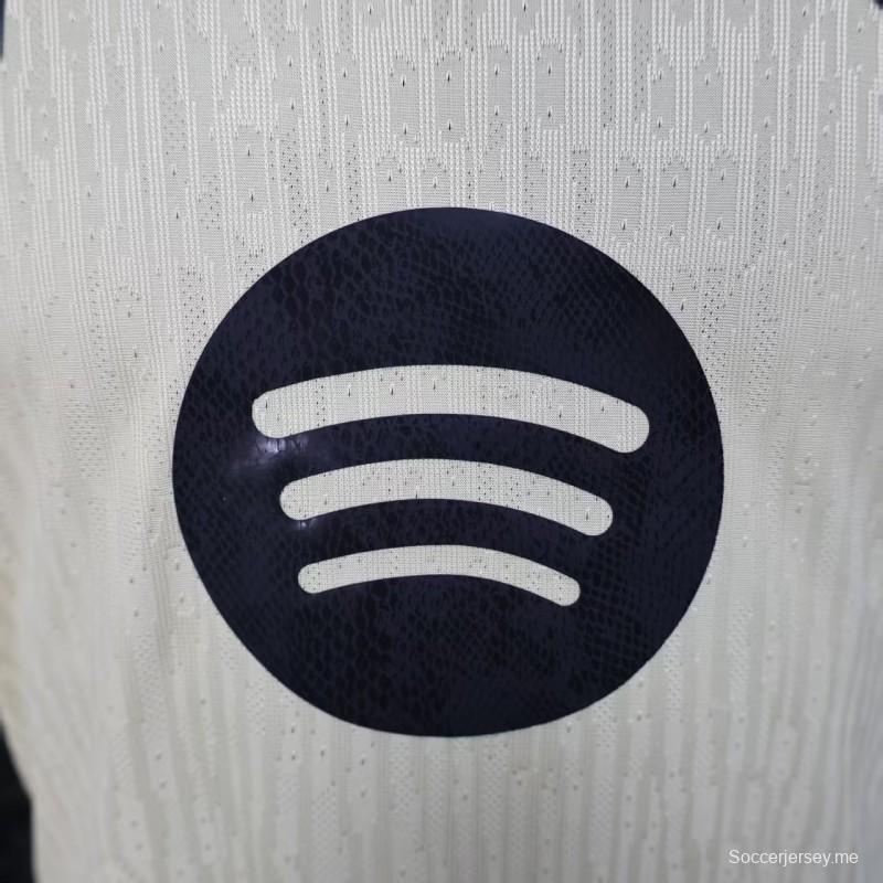 إصدار اللاعب 25/26 قميص برشلونة الخارجي 25/26