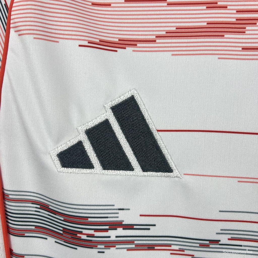 2025/25/26 قميص بايرن ميونيخ بايرن ميونيخ خارجي نسائي