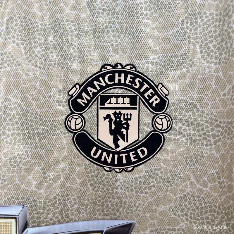 قميص مانشستر يونايتد الرجعي 19/20 ريترو مانشستر يونايتد اوايي