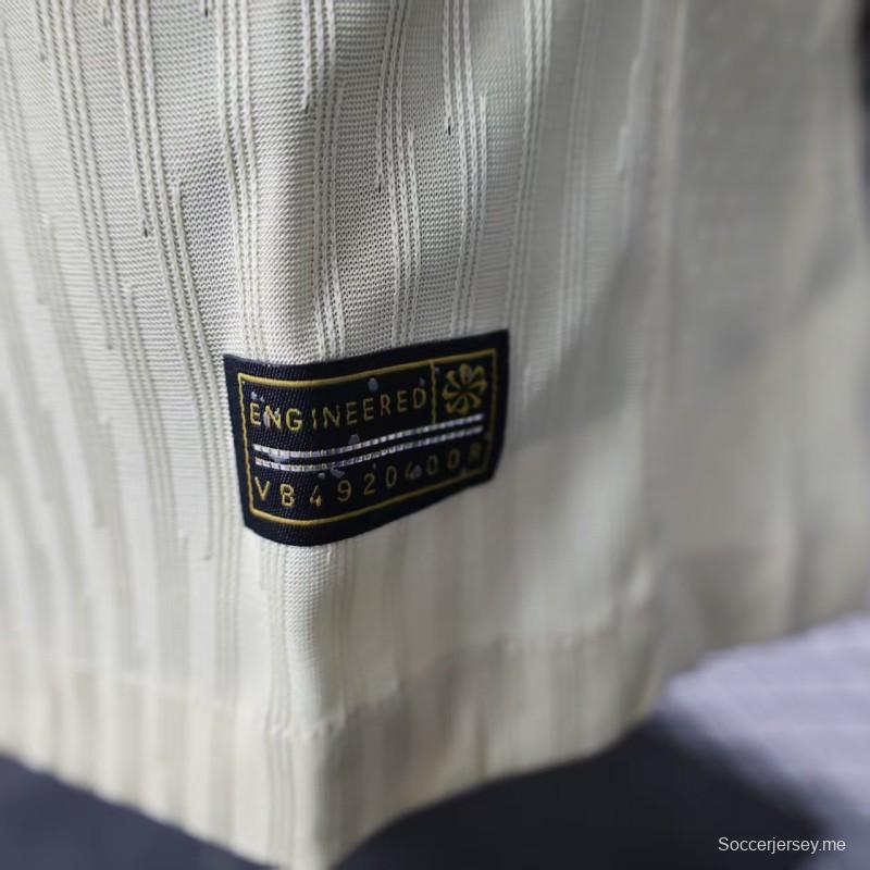 نسخة اللاعب 25/26 قميص بأكمام طويلة الأكمام من برشلونة Away 25/26