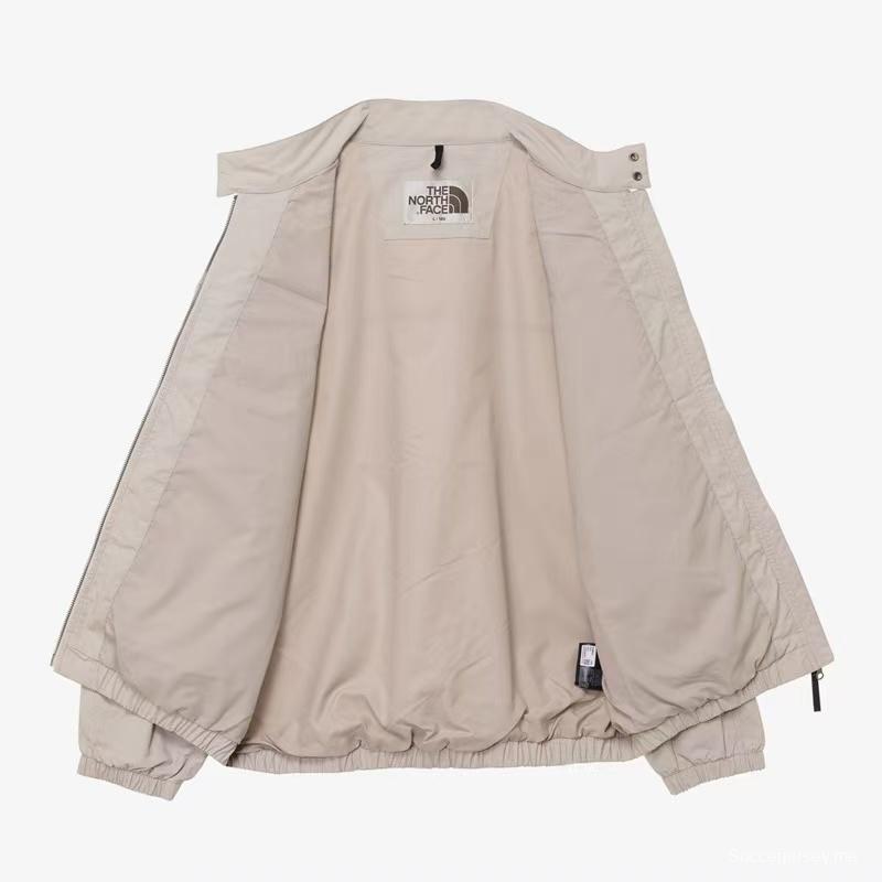 2025 جاكيت عمل من نورث فيس أسود اللون NJ3BR0285