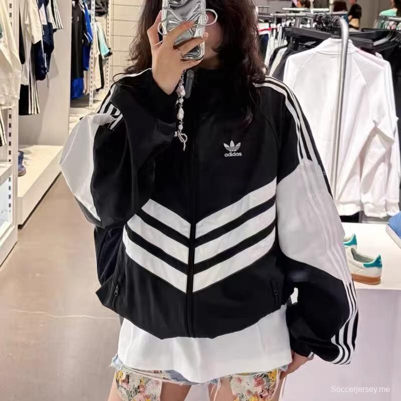 2025 أديداس أديداس أديداس أوريجينال بلون كحلي/أخضر أبيض وندسري أبيض