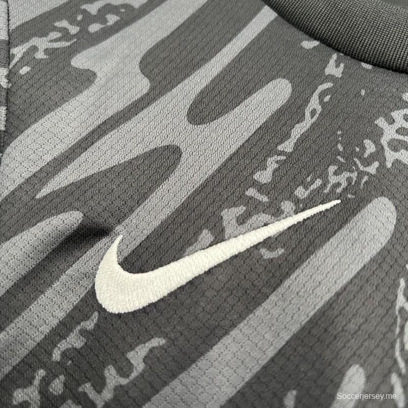 25/26 قميص أسود لحارس مرمى سبورتنج لشبونة للأطفال