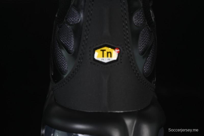 حذاء الجري اير ماكس بلس ريترو من نايك مع وسادة هوائية - IM4868-010