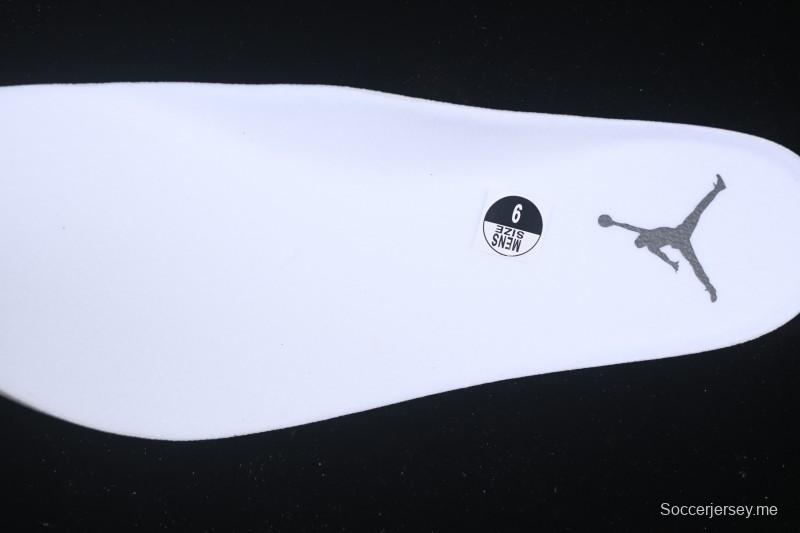 حذاء كرة السلة اير جوردان 5 ريترو من نايك بتصميم رمادي ذئب - DD0587-002