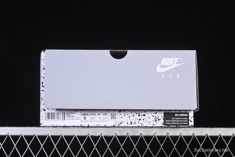 حذاء كرة السلة اير جوردان 5 ريترو من نايك بتصميم رمادي ذئب - DD0587-002