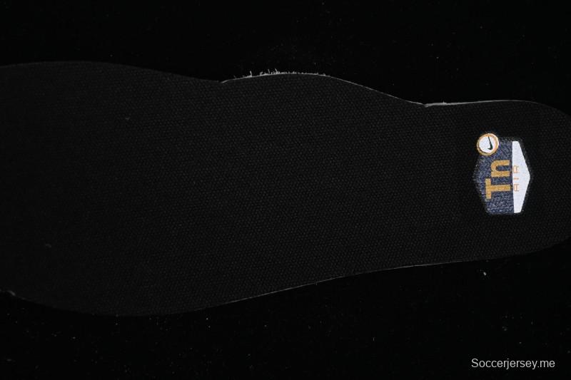 حذاء الجري اير ماكس بلس ريترو من نايك مع وسادة هوائية - FN6949-400