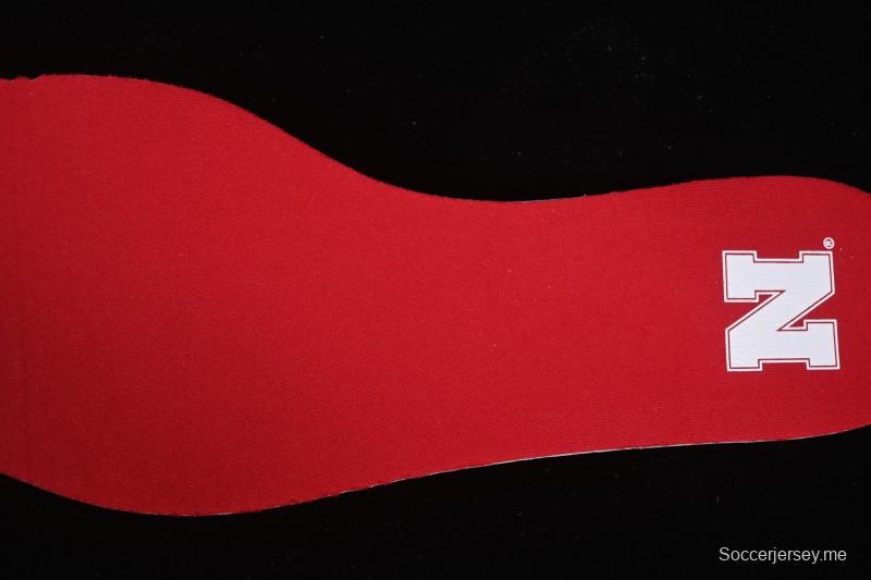 حذاء الجري اديزيرو ايفو اس ال من اديداس اديزيرو ايفو اس ال خفيف الوزن ومبطن مسامي خفيف الوزن - JQ4576