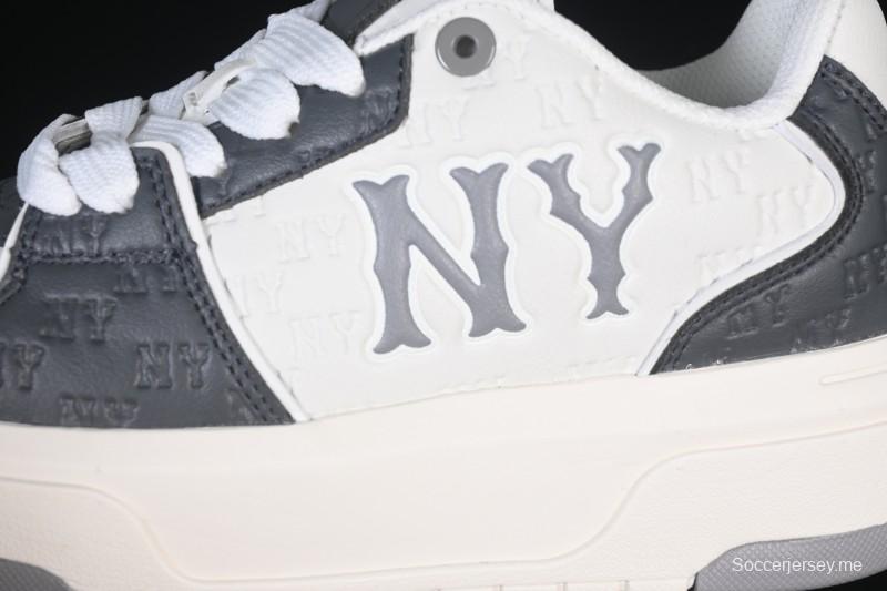 حذاء رياضي كاجوال كاجوال بلاتفورم مكتنزة مطرزة بنقشة Monogram من نيويورك يانكيز MLB - 3ASXE035N50CGS