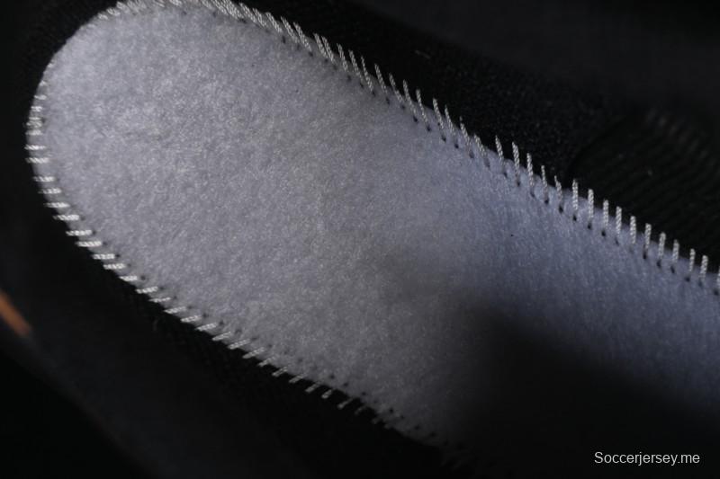 حذاء الجري اير ماكس بلس ريترو من نايك مع وسادة هوائية - FN6949-400