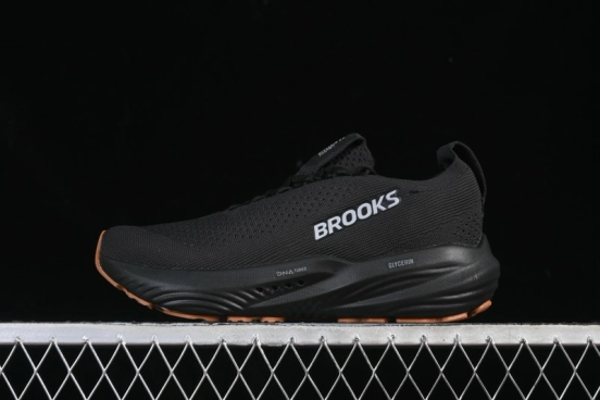 حذاء الجري بروكس جليسرين ستيلث فيت 22 نيتروجين ماراثون مبطن من بروكس جليسرين ستيلث فيت 22 - 1104481D072