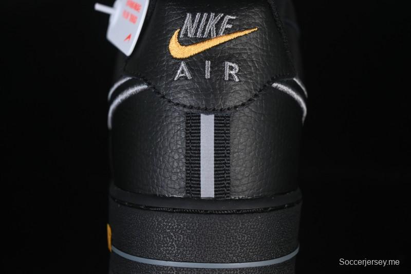 حذاء رياضي نايك اير فورس 1 '07 منخفض كاجوال مع وسادة هوائية كاملة الطول - IB7677-001