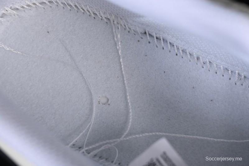 حذاء نايك اير فورس 1 '07 المنخفض الكاجوال من نايك باللون الأبيض أسود - ZH0318-128