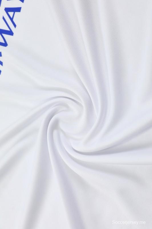 25/26 باريس سان جيرمان سترة بيضاء + قميص أبيض + شورت