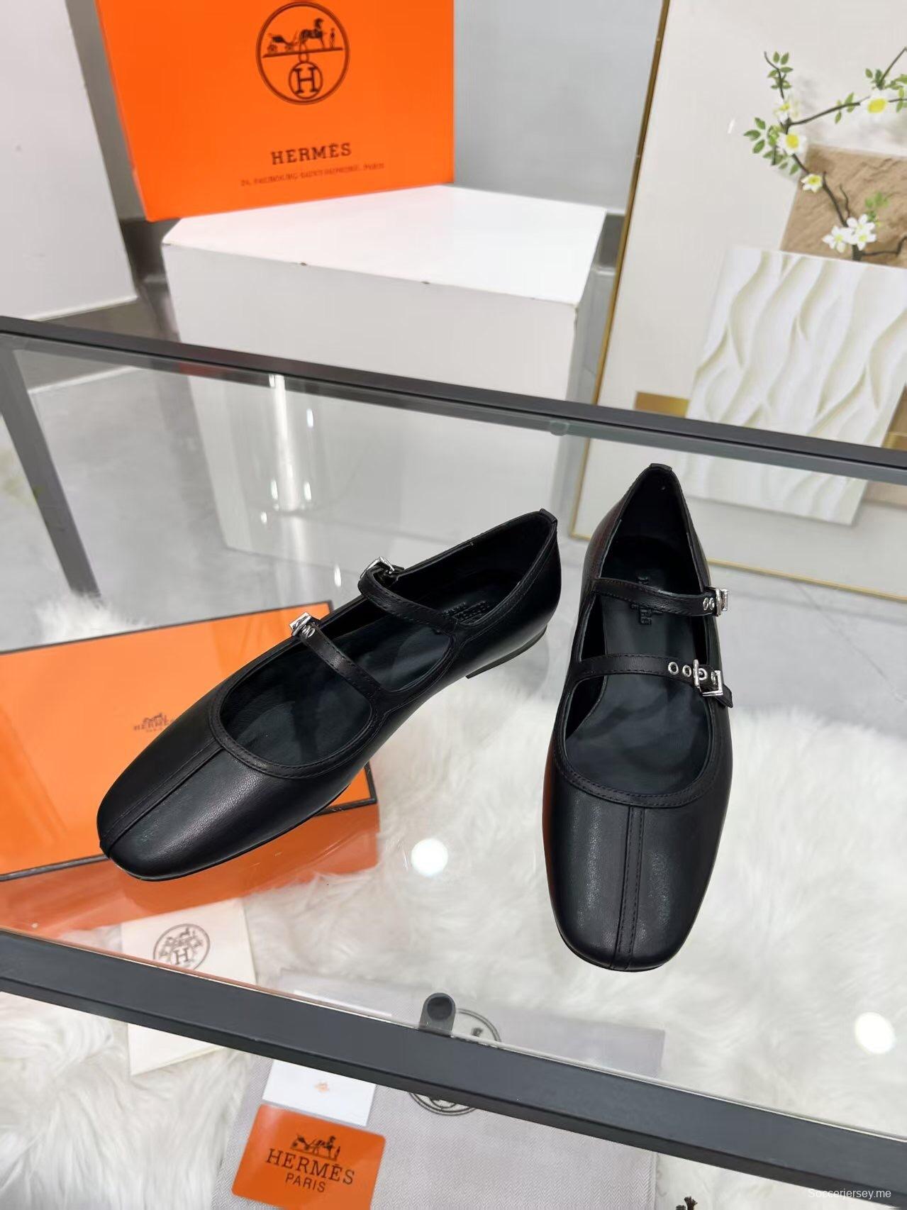 Hermès Classic Sandals with Upgraded Craftsmanship and Materials - LY00300