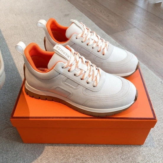 حذاء من نوع H من طراز ربيع 2025 وصل حديثًا بنمط تشيلسي الكلاسيكي وتصميم كتلة اللون البريطاني - AS00380