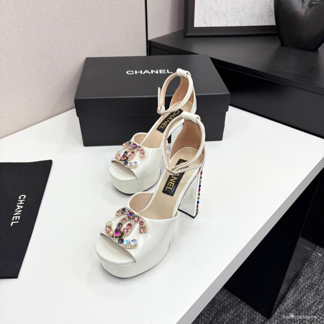 شانيل 2025/SS صندل شانيل 2025/SS صندل براق بكعب عالٍ بكعب عالٍ بكعب عالٍ - KFY00350