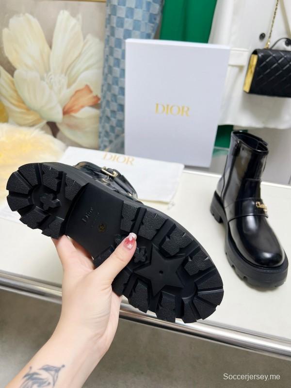 ديور 2025/SS حذاء مارتن بنعل سميك بنعل سميك من ديور 2025/SS جديد خريف وشتاء بريطاني الطراز بروغ بنعل سميك - LY00330