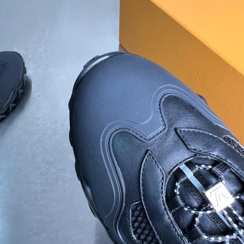 حذاء LV RUSH RUSH من جلد العجل المعدني LV الدائري الدائري المقاوم للانزلاق ذو تصميم كاجوال منخفض - YC