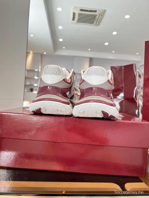 حذاء رياضي 2.0 من غوتشي 2025 SS Collection 2.0 بخطوط عاكسة وتصميم قديم - AS00450