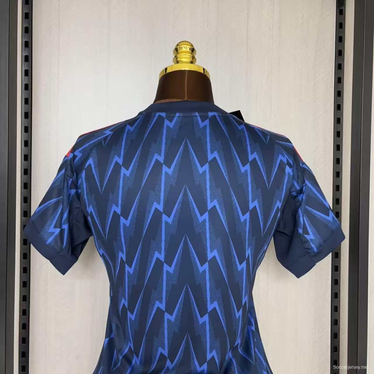 25/26 قميص أرسنال للسيدات خارج الملعب