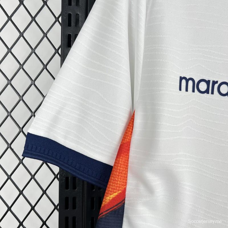 القميص الثالث لمنتخب الإكوادور للرجال في كأس العالم 2026