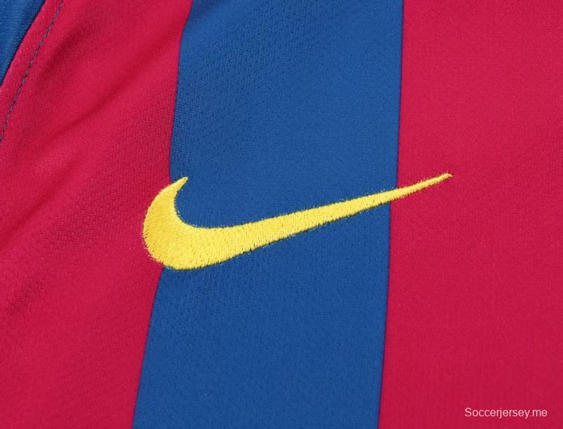 قميص برشلونة الرئيسي للموسم 2005/2006 بنمط رجعي، نسخة الدوري، بأكمام طويلة
