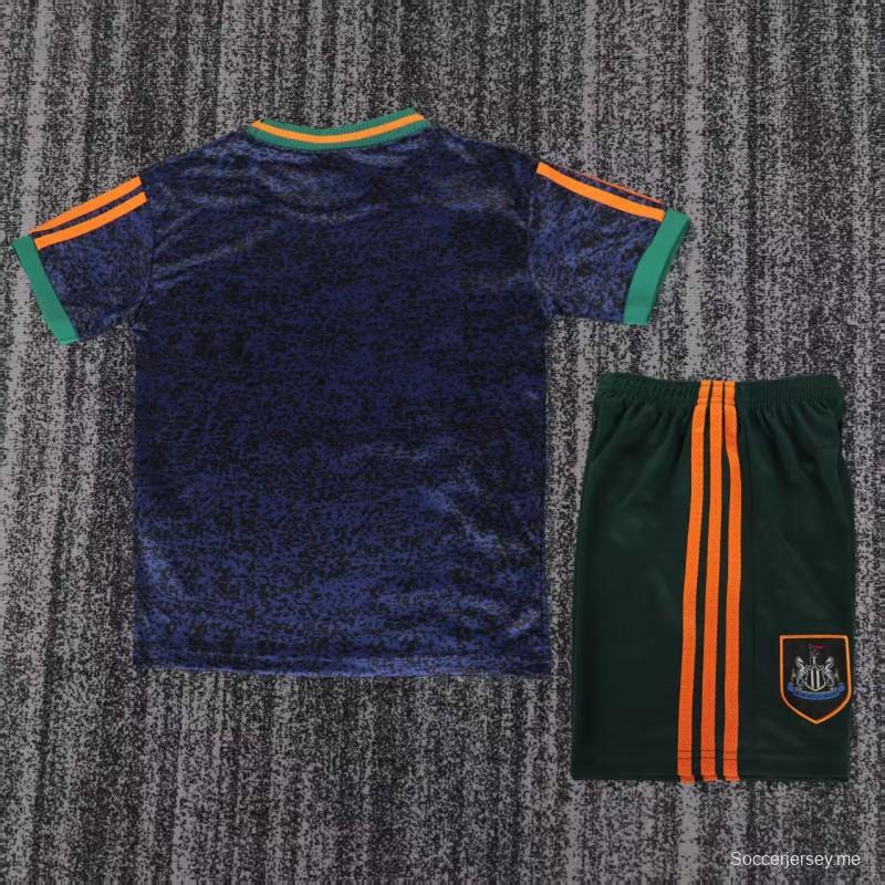 قميص نيوكاسل يونايتد للعب خارج أرضه لموسم 97/98