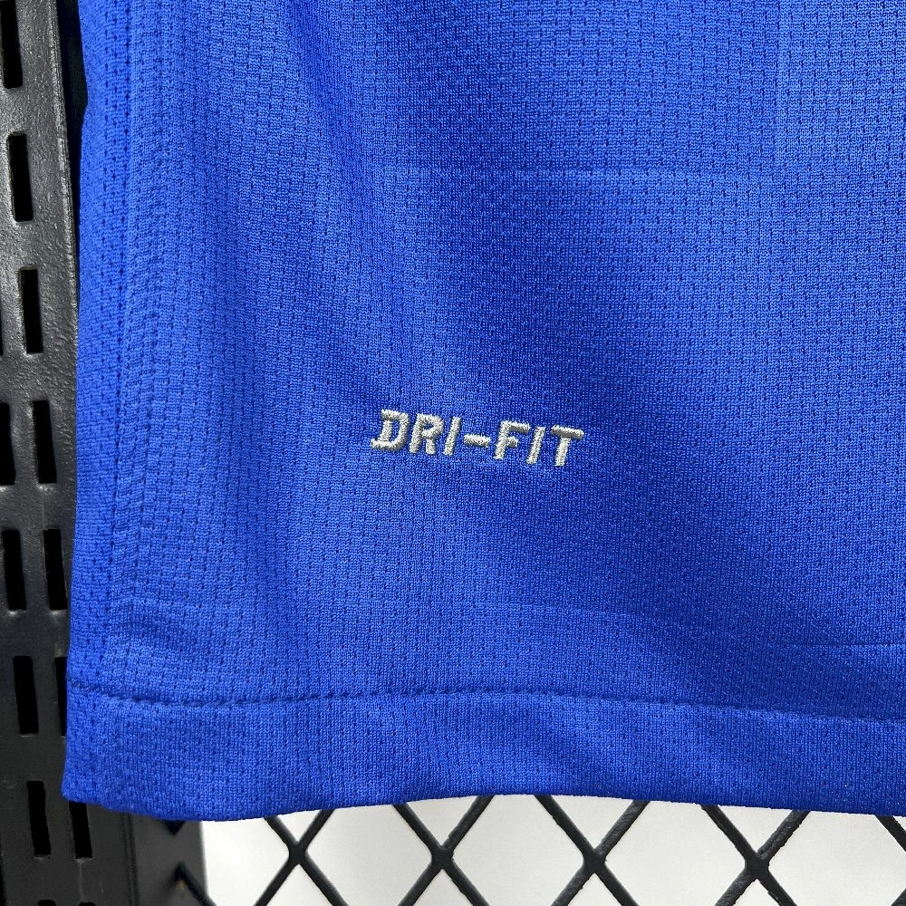 قميص كرواتيا الرجعية 2010 ريترو آوايي 2010