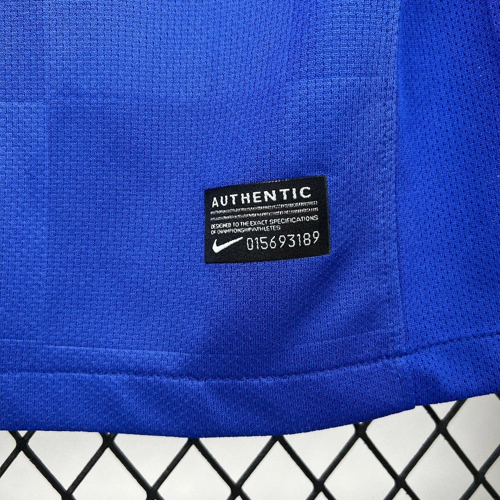 قميص كرواتيا الرجعية 2010 ريترو آوايي 2010