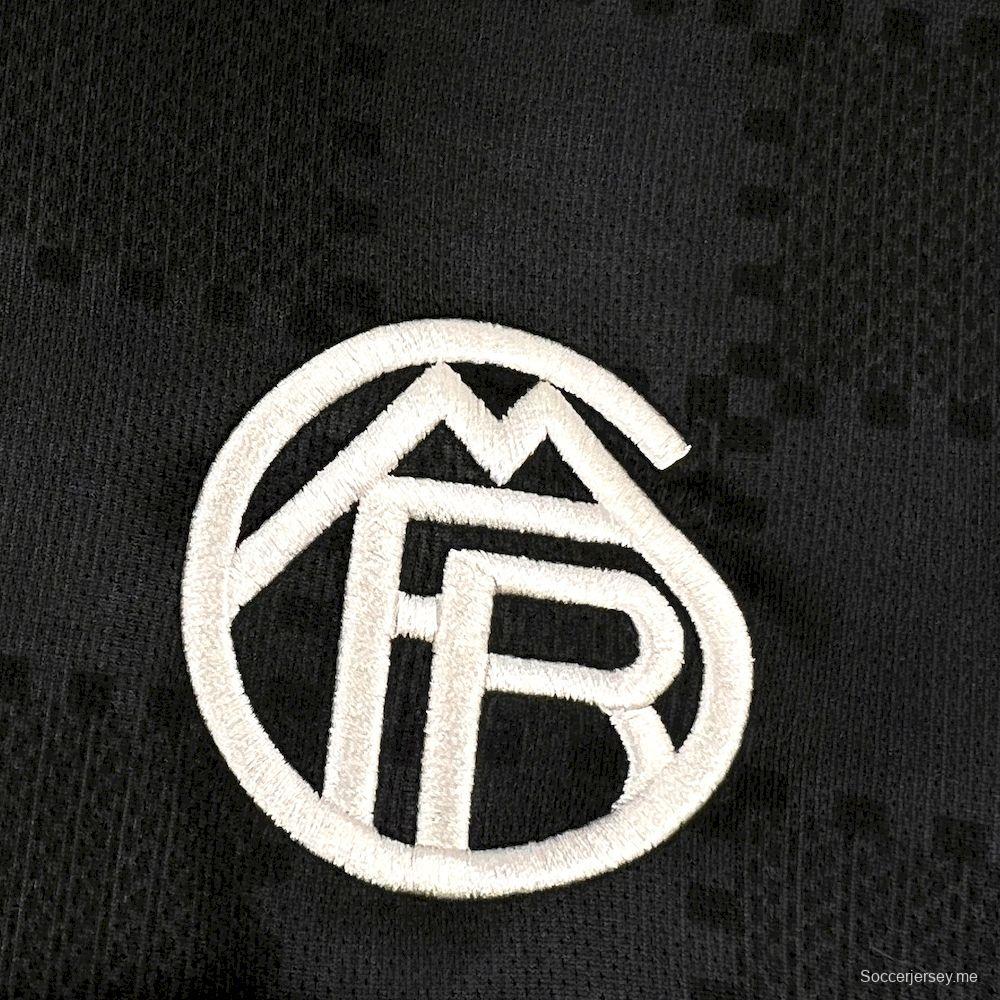 2025/26 قميص بأكمام طويلة للرجال بايرن ميونيخ الثالث بايرن ميونيخ