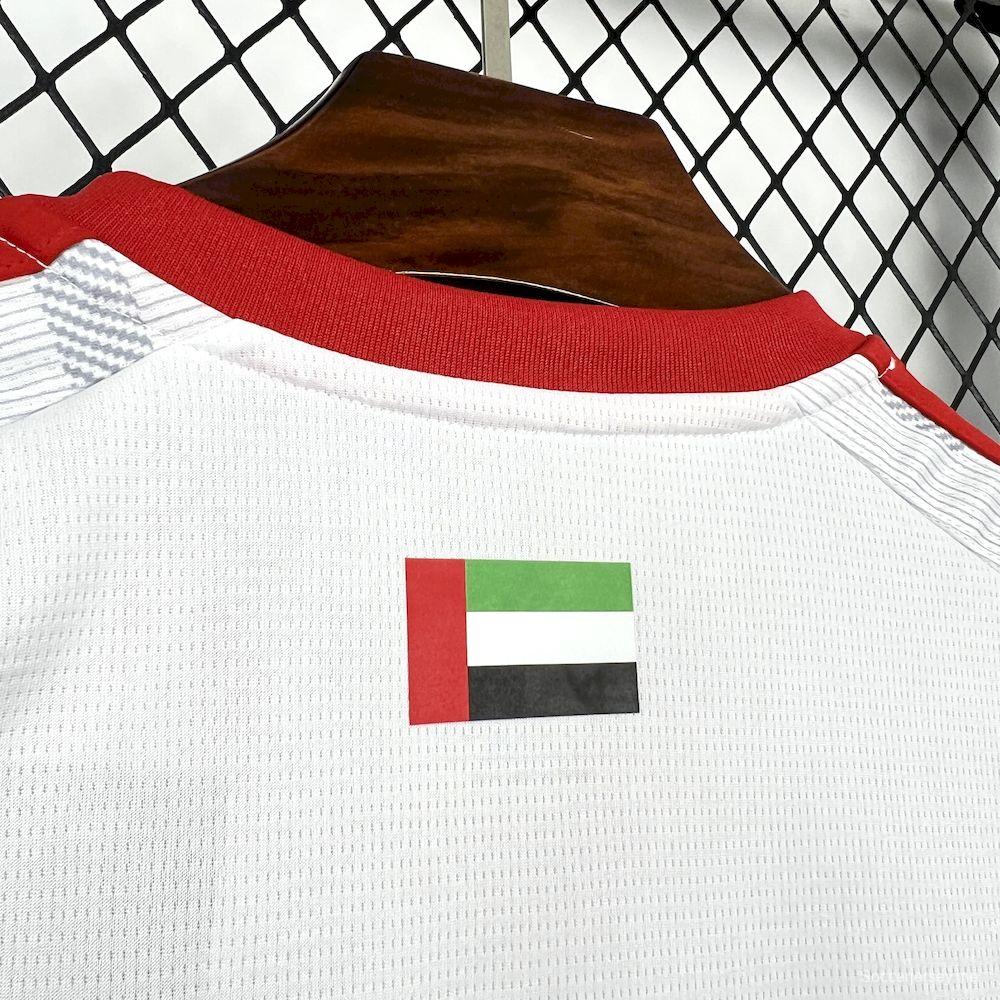 قميص منتخب الإمارات العربية المتحدة للرجال في كأس العالم 2026 للرجال