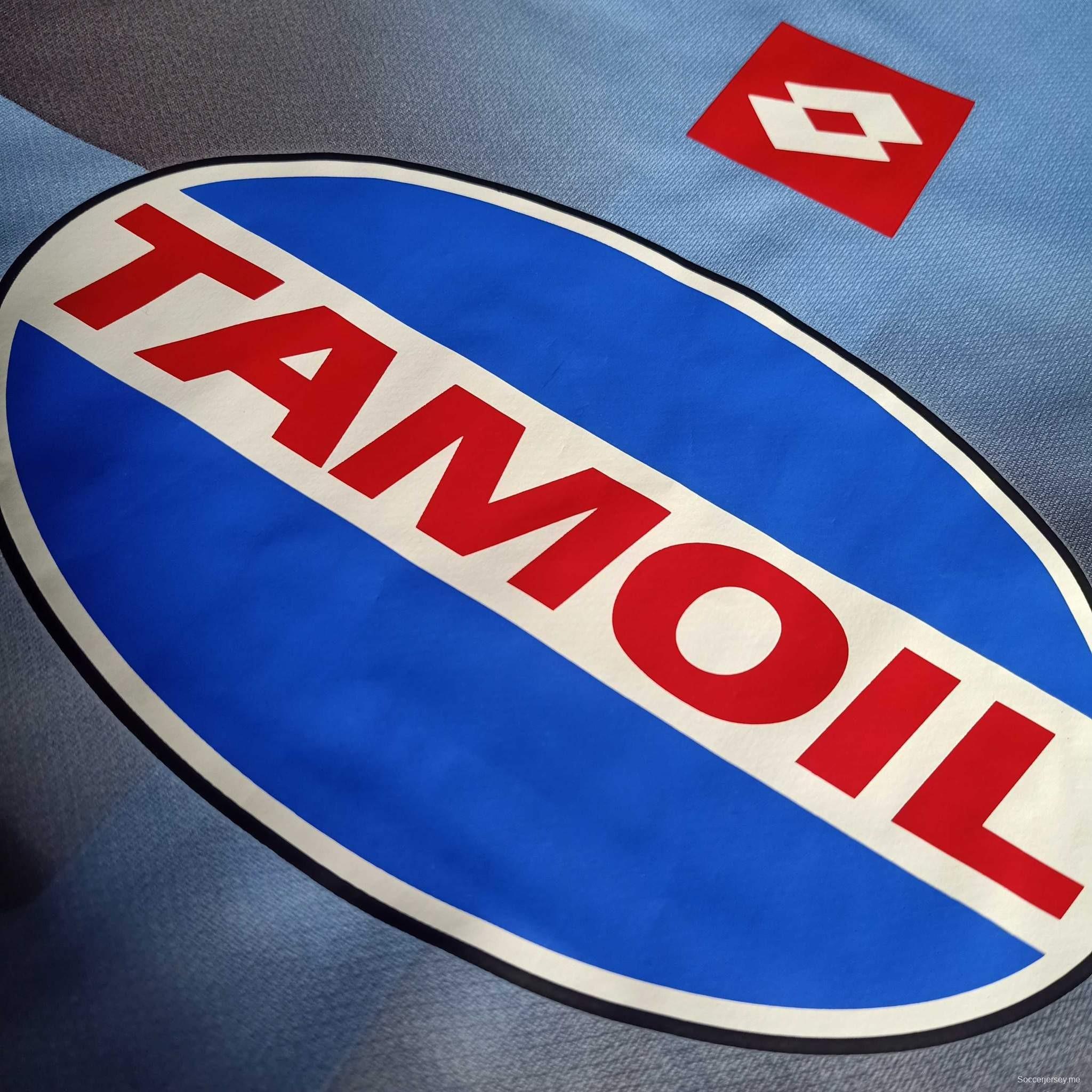 قميص أزرق ريترو 02/03 لحارس مرمى يوفنتوس يرتديه بوفون
