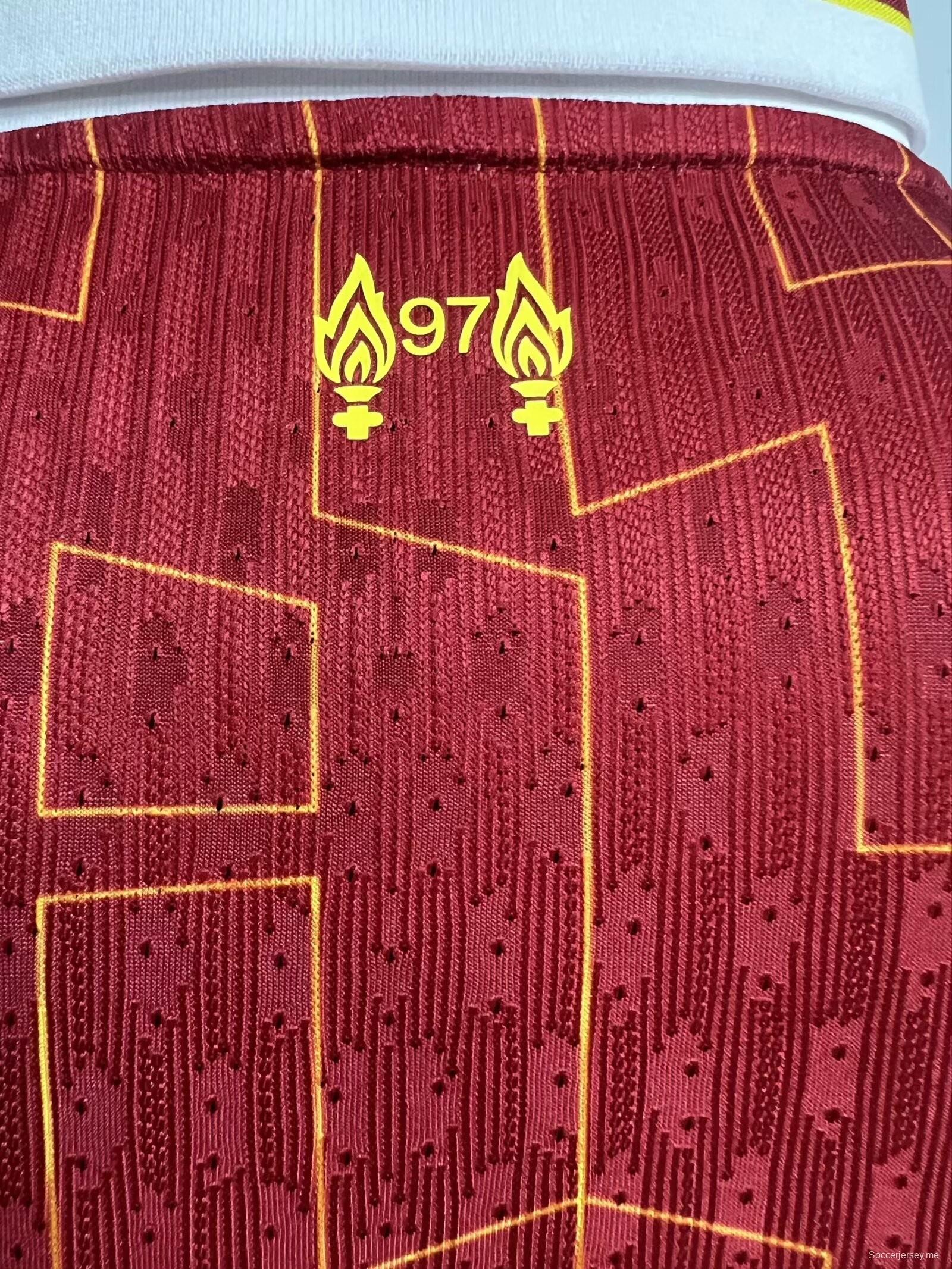 إصدار اللاعب 24/25 قميص ليفربول الرئيسي 24/25
