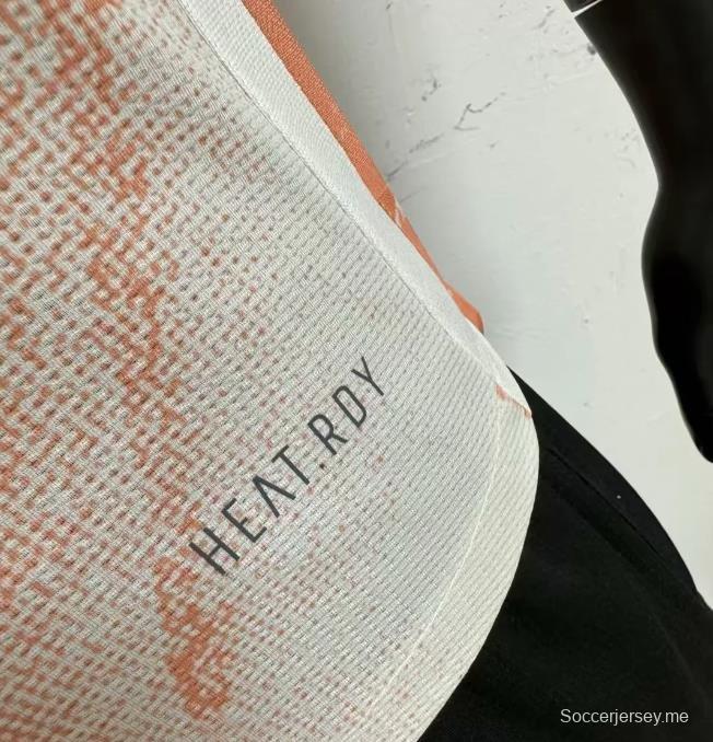 إصدار اللاعب 24/25 قميص رومان خارجي رومان 24/25
