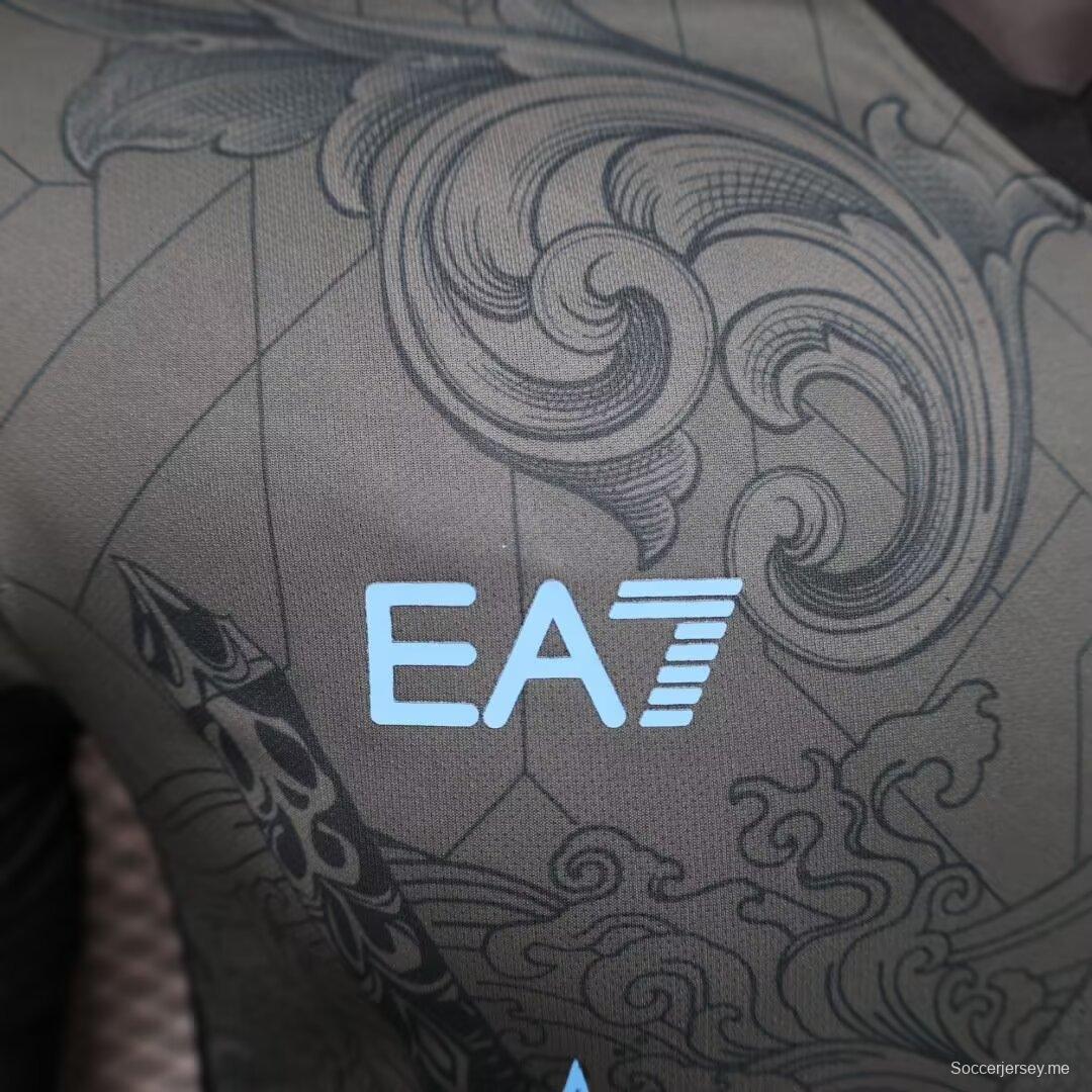 إصدار اللاعب 24/25 قميص نابولي الثالث الرمادي 24/25