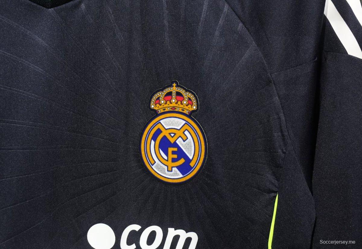 قميص ريترو 09/10 ريال مدريد 09/10 ريال مدريد خارج الديار إصدار اللاعب