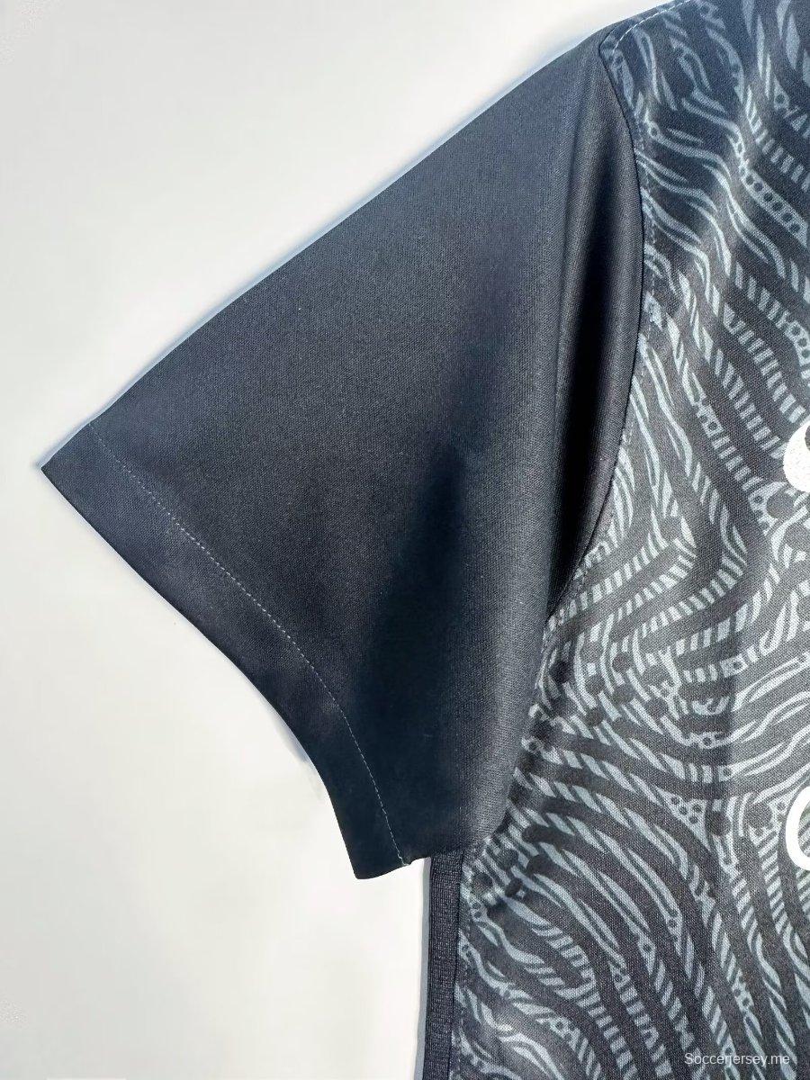 قميص حارس مرمى ليفربول 20/21 ريترو 20/21 أسود اللون أسود