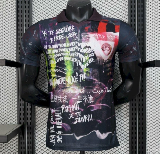 2025/26 نسخة اللاعب 2025/26 قميص مانشستر سيتي باللون الأسود إصدار خاص بالألوان السوداء