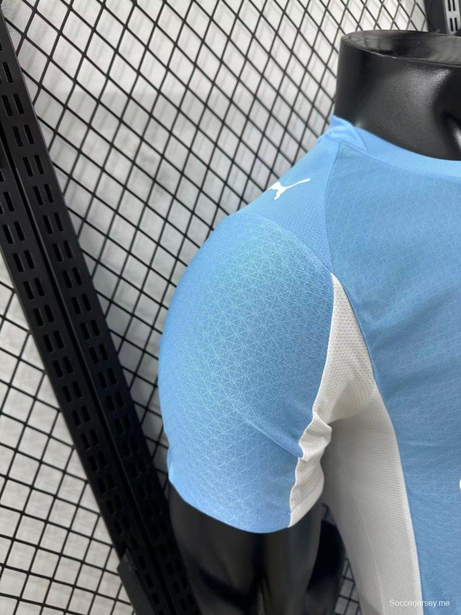 إصدار اللاعب 25/26 قميص فريق مانشستر سيتي الرئيسي