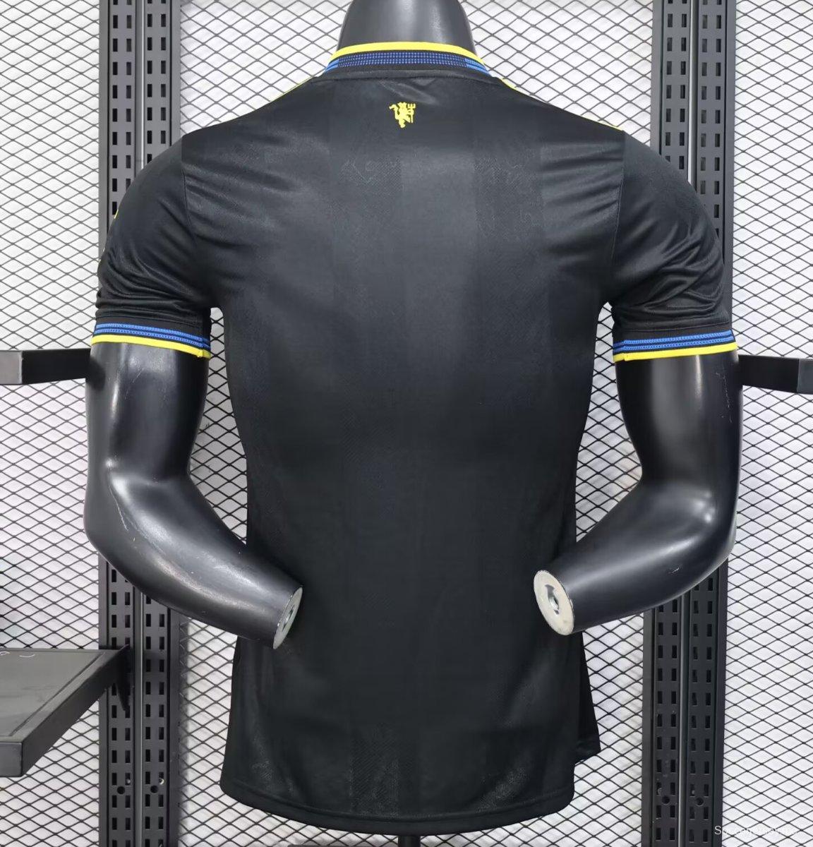 نسخة اللاعب 25/26 قميص مانشستر يونايتد الثالث لمانشستر يونايتد 25/26