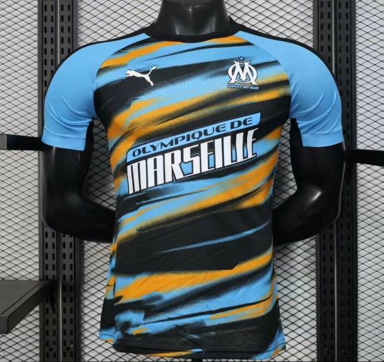 إصدار اللاعب 25/26 قميص أولمبيك مارسيليا أزرق مع قميص مخطط متدرج برتقالي